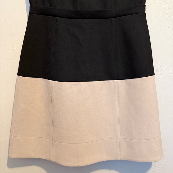 BCBGMaxAzria Hannah Colorblock Mini Dress A-Line Black & Beige US Size 8 Modern - Picture 5 of 16